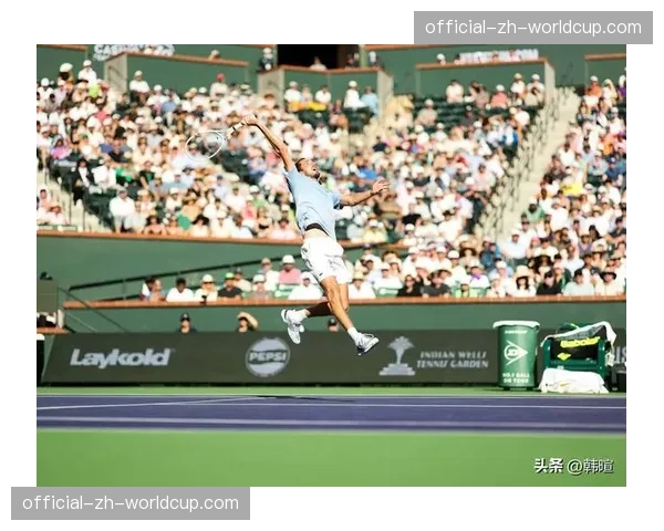 ATP1000迈阿密大师赛：阿尔卡拉斯三盘苦战不敌辛纳止步四强