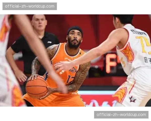 CBA常规赛第41轮：上海久事22连胜，季后赛11席确定